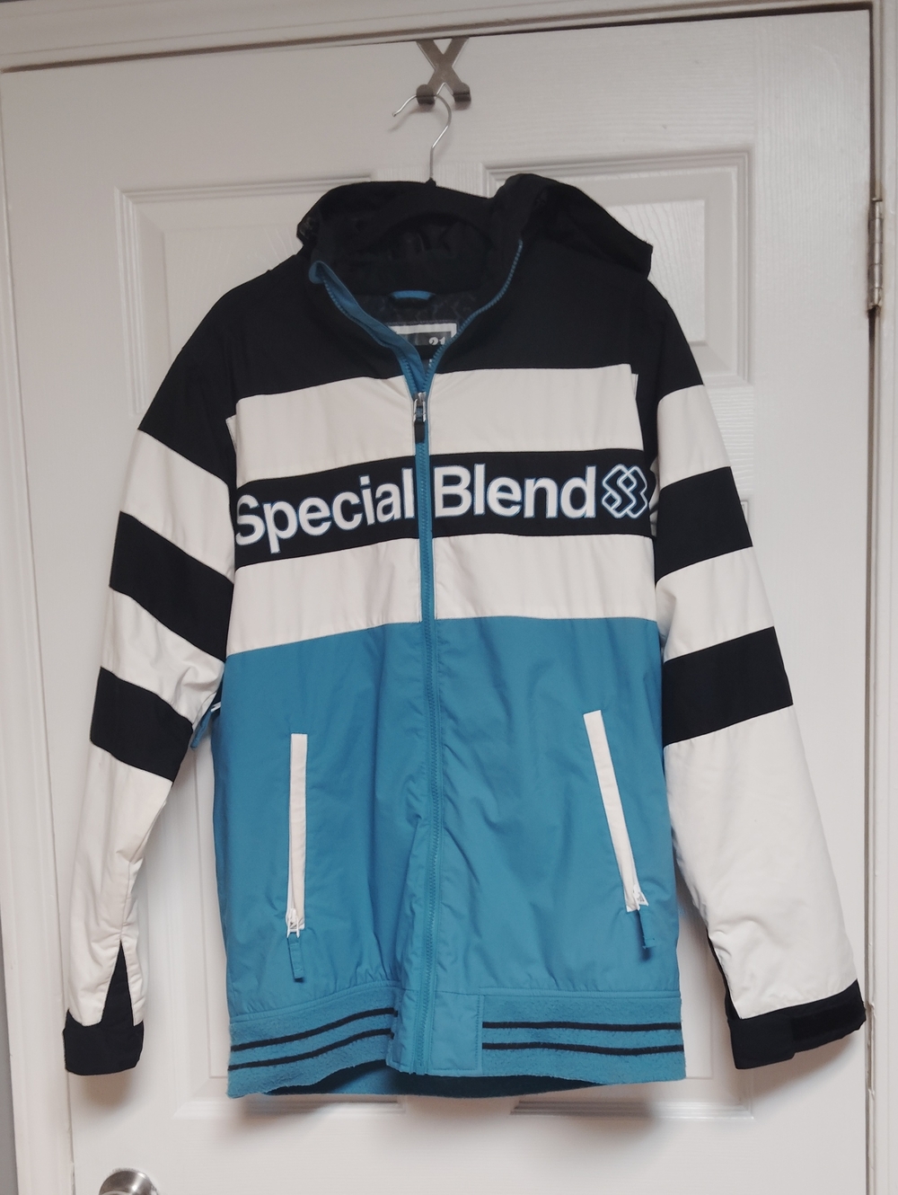 Retro Special Blend Snowboard Jacket - Men’s Small (Oversized Ba